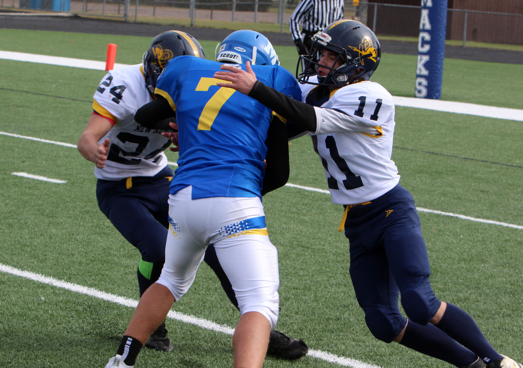 New Auburn at McDonell football 10-3-20
